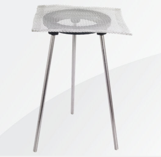 Tripod with Mesh